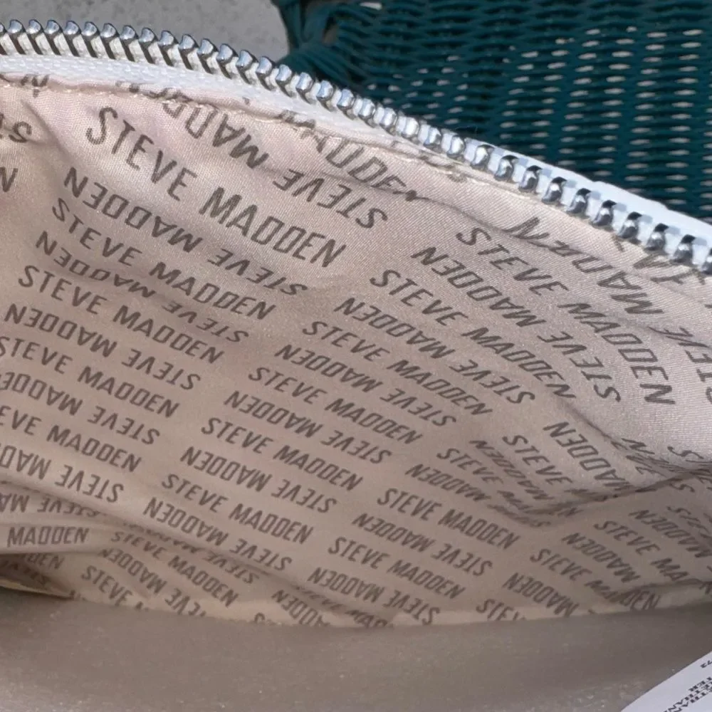 Steve Madden light Pink Clutch Logo Bag